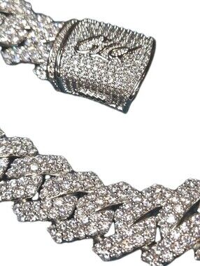 Iced Out GLD Diamond Prong Link Chain in White Gold - 25mm / 22"